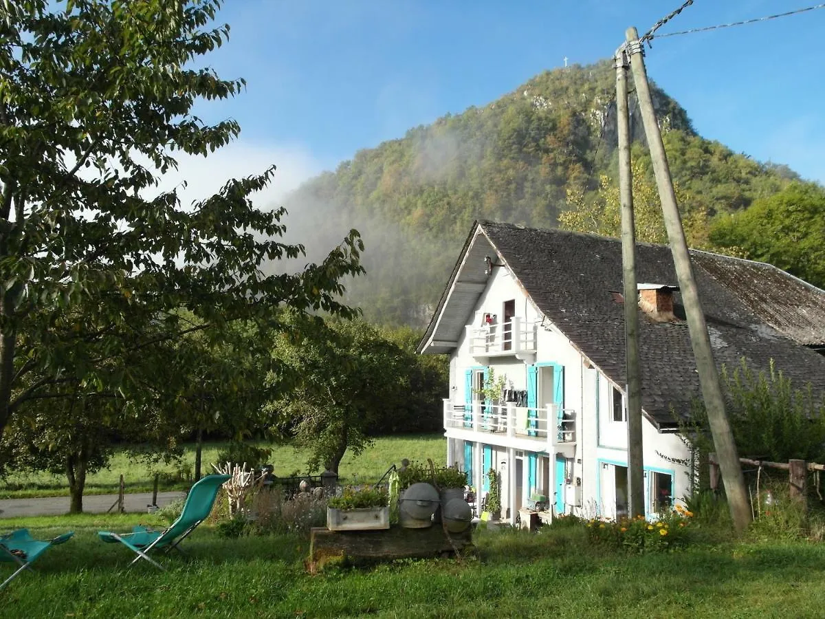 Hotel Les Deux Velos Chambres D'Hotes-Table D'Hotes Biert